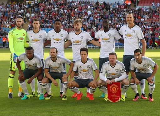 的舞台上正 的舞台上正